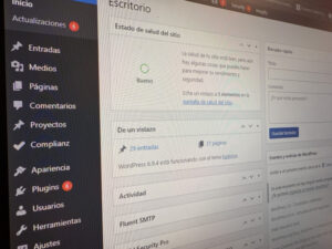 Actualizaciones pendientes Wordpress - Servicio de mantenimiento Wordpress